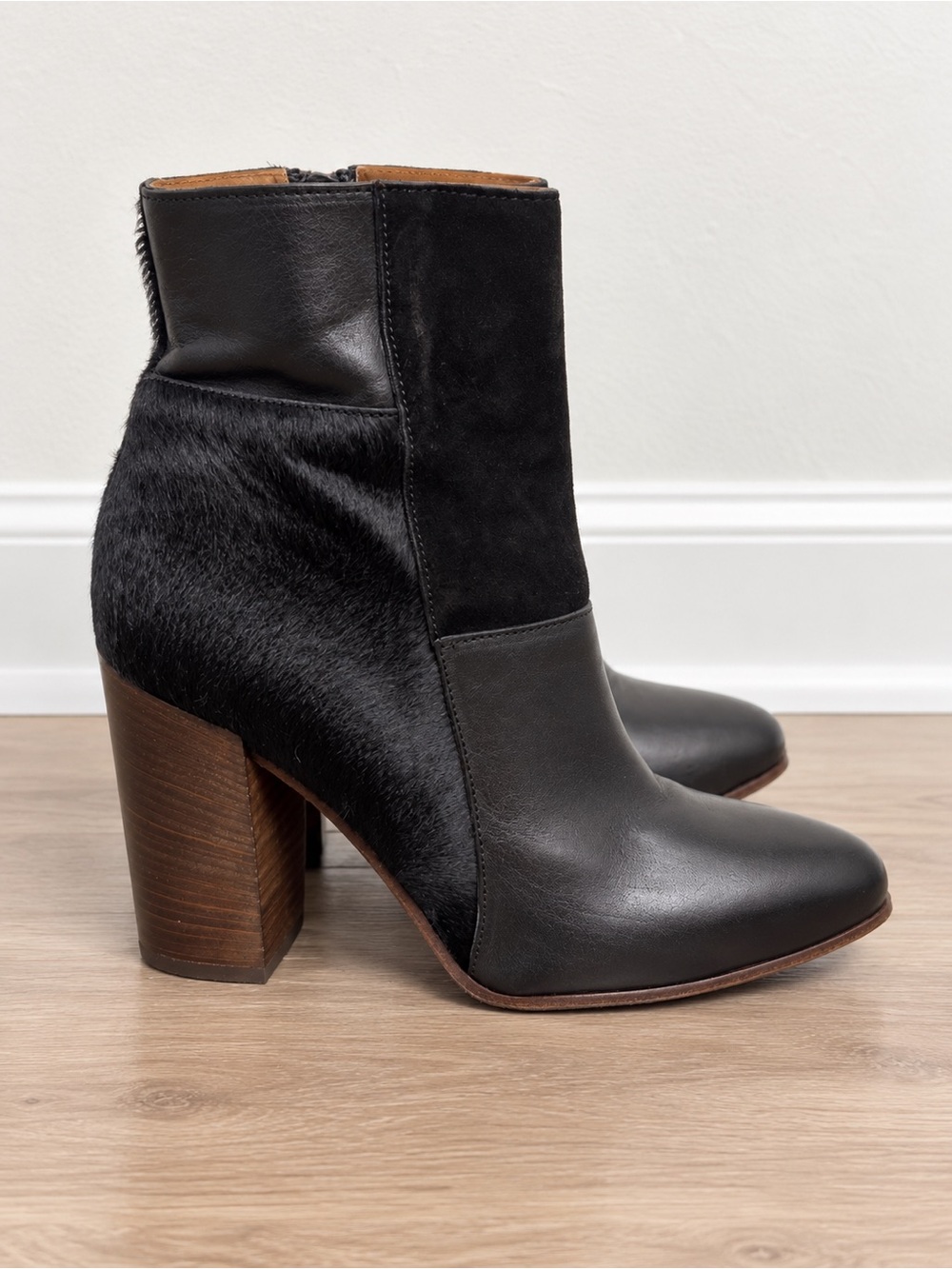 Billy Reid Black Mixed Media Leather Suede Calf Hair Block Heel Ankle Boots 6.5
